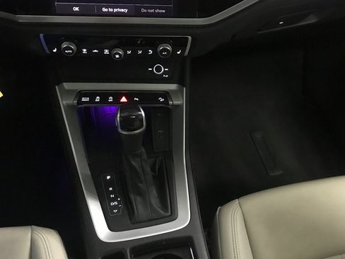 Used 2022 Audi Q3 2.0T Premium Plus image 18