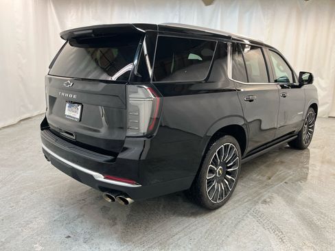 Used 2025 Chevrolet Tahoe High Country image 5