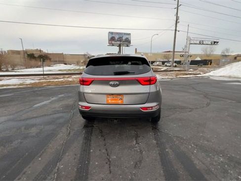 Used 2018 Kia Sportage EX image 7