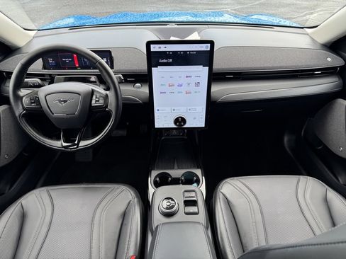 Used 2024 Ford Mustang Mach-E Premium image 25