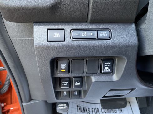 Used 2025 Nissan Frontier PRO-4X w/ Pro Convenience Package AWD/4WD image 18