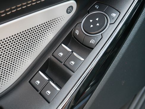 Used 2021 Ford Explorer ST w/ Equipment Group 401A AWD/4WD image 19