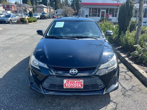 Used 2014 Scion tC image 5