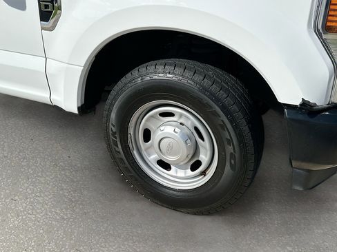 Certified 2022 Ford F250 XL image 25