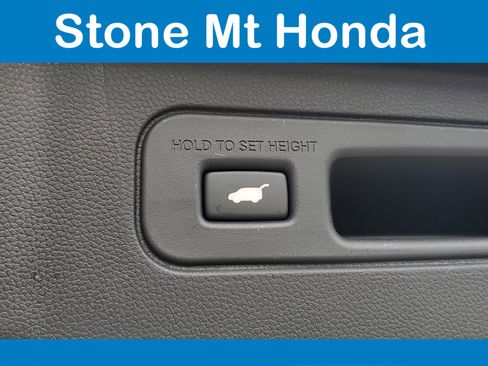 New 2026 Honda Pilot Sport image 9