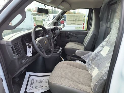 New 2025 Chevrolet Express 3500 w/ Power Convenience Package RWD image 15