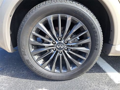 Used 2023 INFINITI QX80 Premium Select w/ Cargo Package image 5