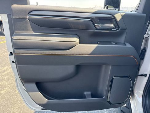 New 2026 GMC Sierra 2500 AT4 w/ AT4 Premium Plus Package AWD/4WD image 34