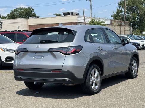 Certified 2024 Honda HR-V LX image 4