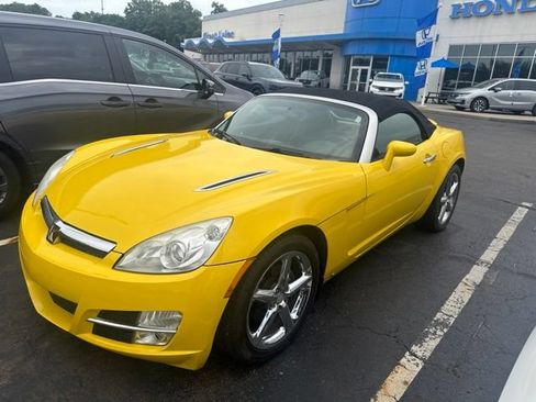 Used 2007 Saturn Sky w/ Premium Trim Pkg RWD image 3