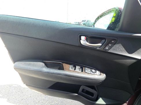 Used 2017 Kia Optima EX image 12