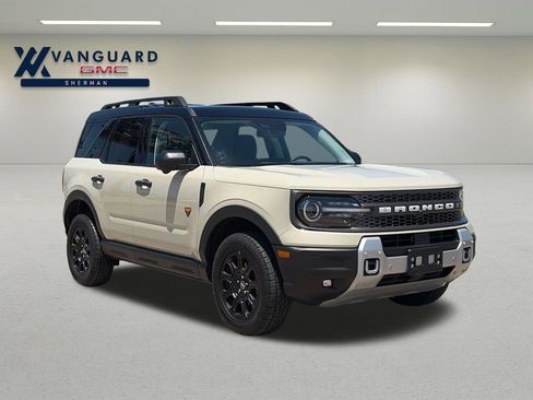 Used 2025 Ford Bronco Sport Badlands AWD/4WD image 11