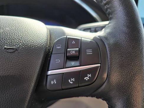 Used 2020 Ford Escape Titanium image 24