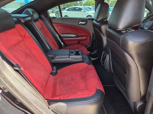 Used 2022 Dodge Charger Scat Pack w/ Plus Group RWD image 15