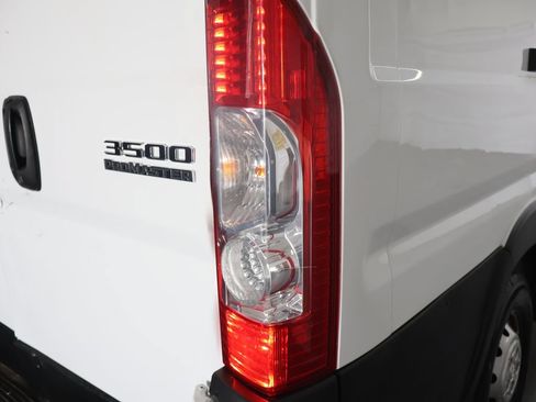 Used 2023 RAM ProMaster 3500 FWD image 28