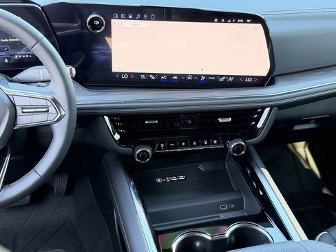 New 2026 Chevrolet Tahoe Premier image 15