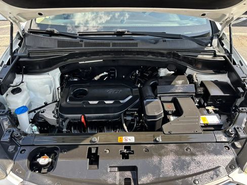Used 2017 Hyundai Santa Fe Sport AWD/4WD image 86