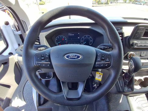 Certified 2025 Ford Transit 250 Low Roof w/ Exterior Upgrade Package RWD image 22