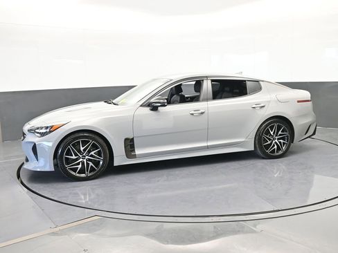 Used 2022 Kia Stinger GT-Line image 2