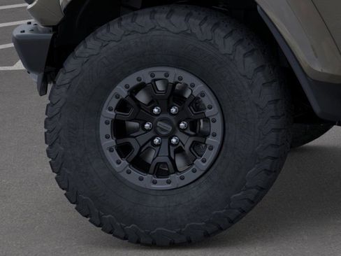 New 2025 Ford Bronco Raptor image 21