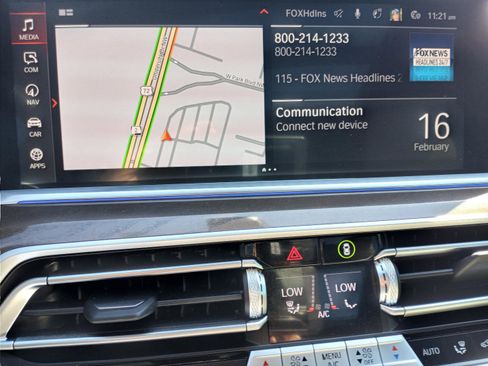 Used 2022 BMW X6 xDrive40i w/ Executive Package image 17