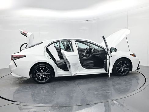 Used 2023 Toyota Camry SE w/ Audio Upgrade Package image 65