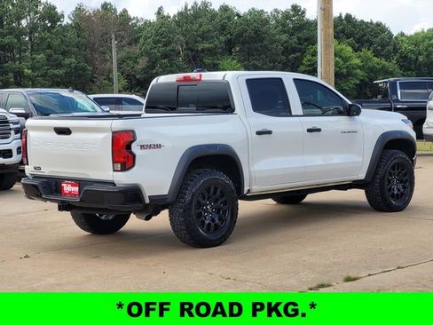 Used 2024 Chevrolet Colorado Trail Boss w/ Technology Package AWD/4WD image 5