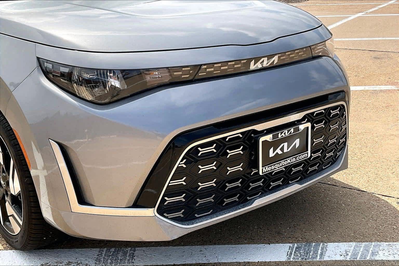 Certified 2024 Kia Soul GT-Line FWD image 32