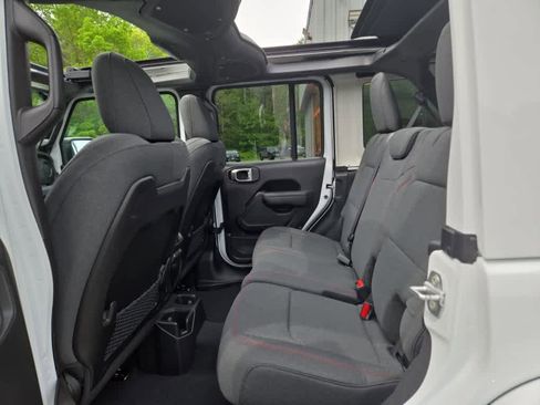 New 2026 Jeep Wrangler Unlimited Rubicon AWD/4WD image 24