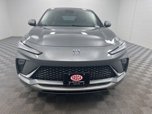 Used 2024 Buick Envista Avenir image 3