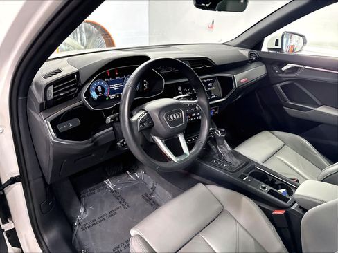 Used 2023 Audi Q3 2.0T Premium Plus w/ Premium Plus Package AWD/4WD image 15