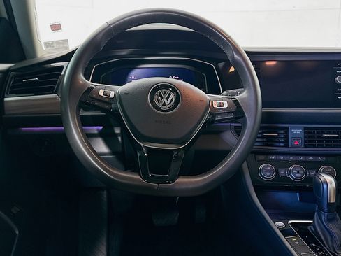Used 2020 Volkswagen Jetta SEL FWD image 18