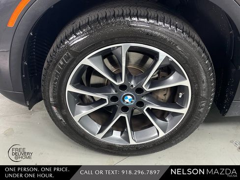 Used 2018 BMW X5 xDrive40e image 11