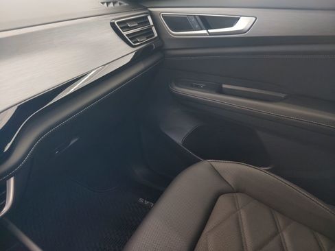 New 2026 Volkswagen Atlas Cross Sport SE FWD image 15