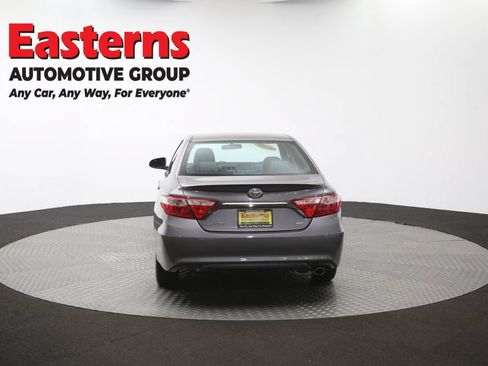 Used 2016 Toyota Camry SE FWD image 36