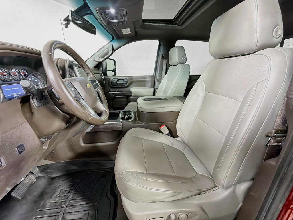 Used 2020 Chevrolet Silverado 3500 LTZ w/ LTZ Convenience Package AWD/4WD image 12