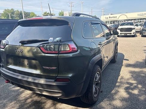 Used 2020 Jeep Cherokee Trailhawk w/ Comfort/Convenience Group AWD/4WD image 13