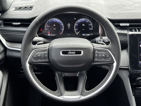 New 2025 Jeep Grand Cherokee Laredo X image 15