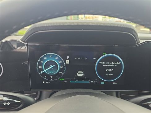 New 2025 Hyundai Elantra SEL image 15