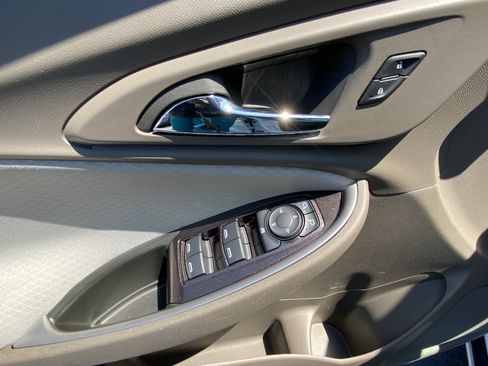 Used 2024 Chevrolet Malibu LS w/ LPO, Floor Liner Package image 10