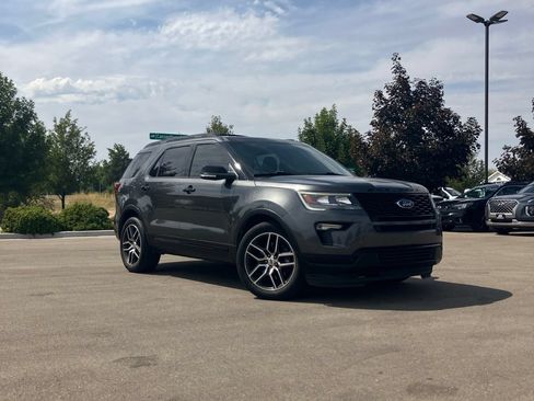 Used 2019 Ford Explorer Sport AWD/4WD image 4