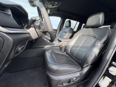 New 2026 Jeep Grand Cherokee Limited w/ Limited Altitude Package image 13