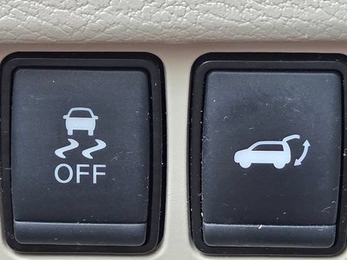 Used 2017 Nissan Murano SL w/ SL Technology Package AWD/4WD image 18