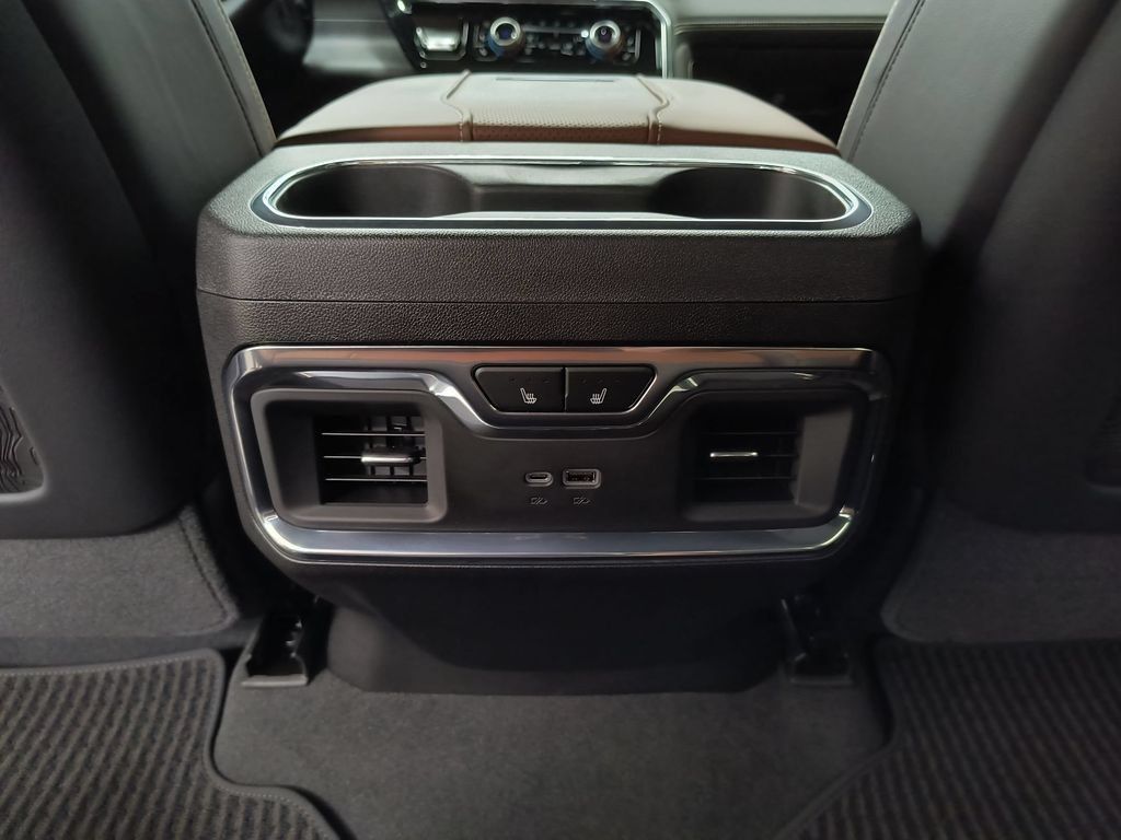 Used 2026 GMC Sierra 2500 Denali Ultimate AWD/4WD image 29