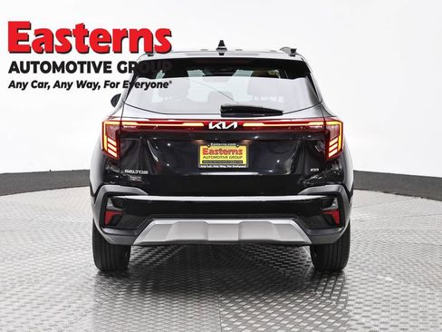 Used 2024 Kia Seltos EX AWD/4WD image 6
