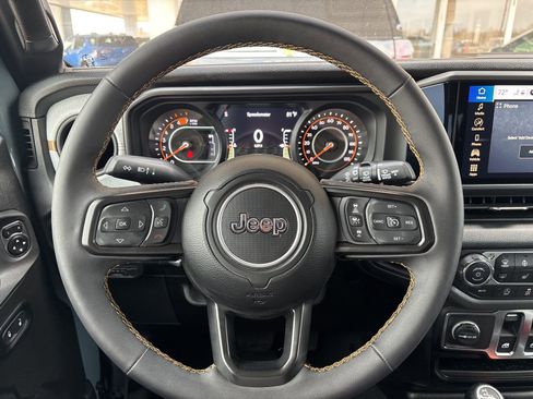 Used 2024 Jeep Wrangler Sport S image 20