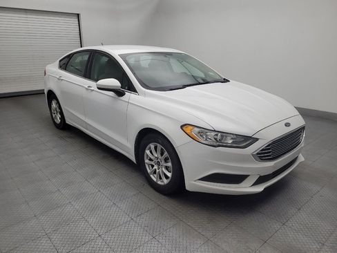 Used 2018 Ford Fusion S FWD image 13