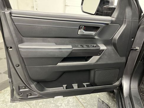 Used 2023 Toyota Tundra Platinum AWD/4WD image 8
