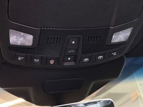 Used 2019 Lincoln Nautilus Reserve AWD/4WD image 28