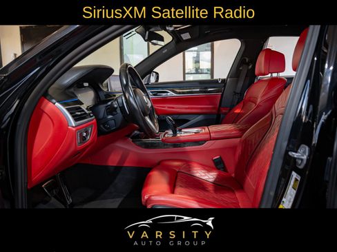 Used 2021 BMW 750i xDrive w/ Executive Package image 10